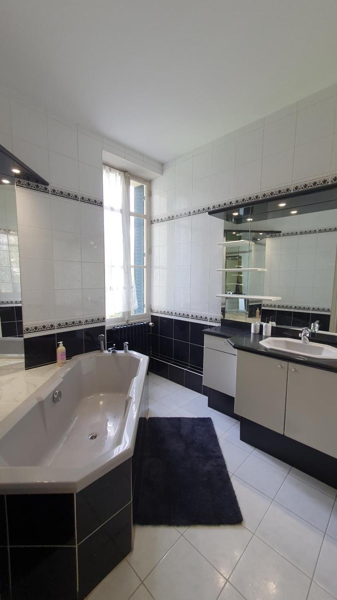 Bed and breakfast Demeure D'Exception Sur Angers Extérieur photo